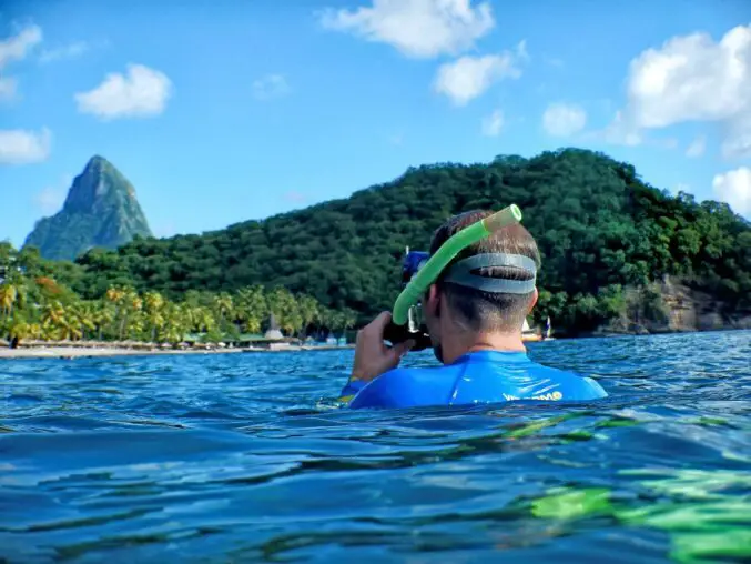 Snorkeling Alone - Risks, Rewards, and Strategies for a Secure Experience