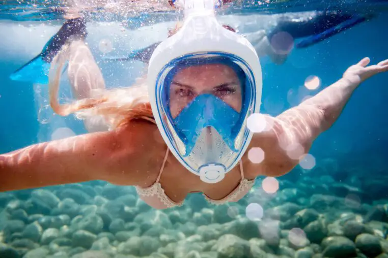 Is Breathing Underwater Possible Using a Full Face Mask?