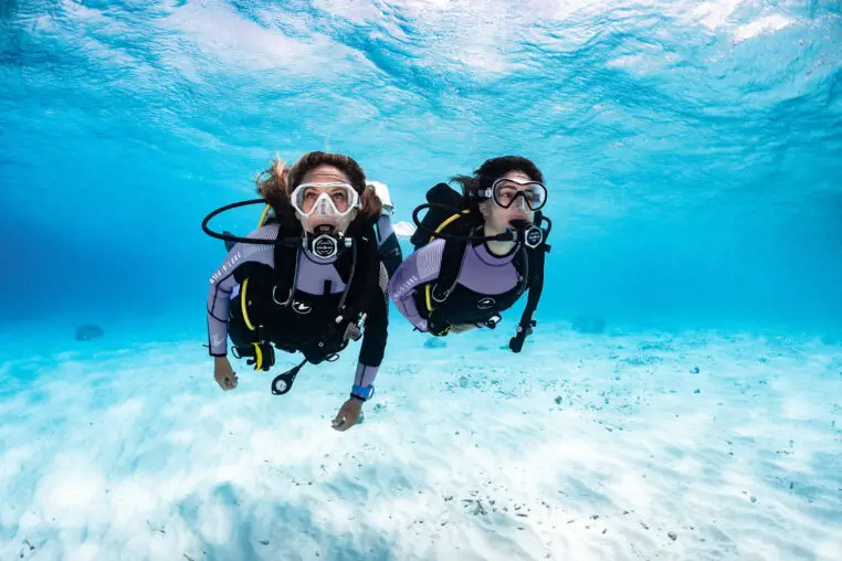 Snorkeling vs. Scuba Diving: Which Underwater Adventure Should You Choose?