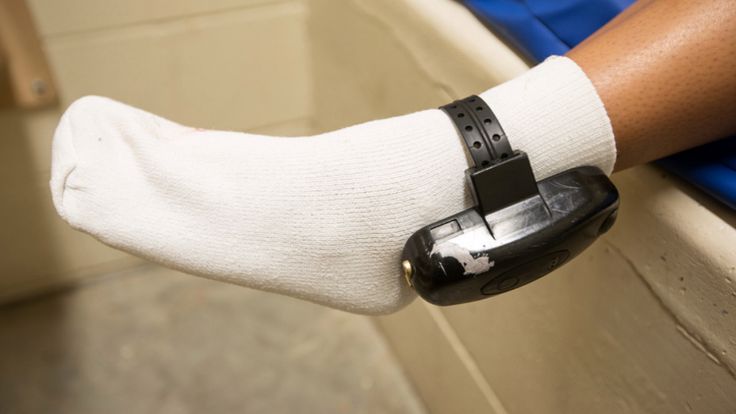 Can You Swim Safely With an Ankle Monitor?